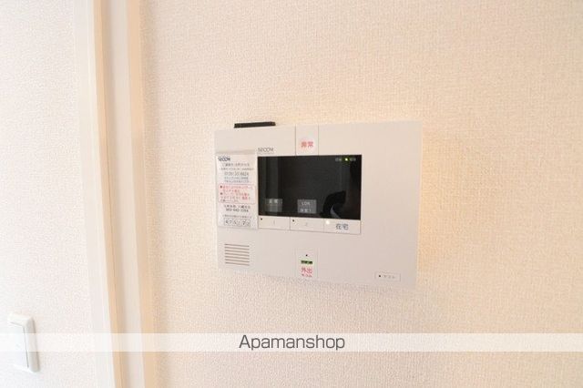 ヴィルヌーブ相坂 F棟の内装写真