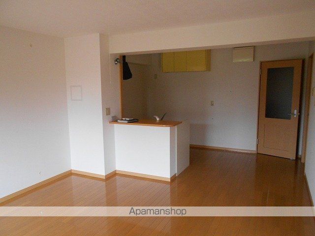 apartment 福島県相馬郡新地町駒ケ嶺字新町
地図を見る