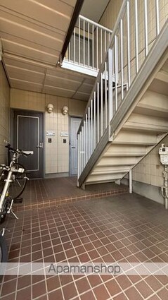 グランドール宇津木台Ａ[3LDK/66.44m2]のエントランス