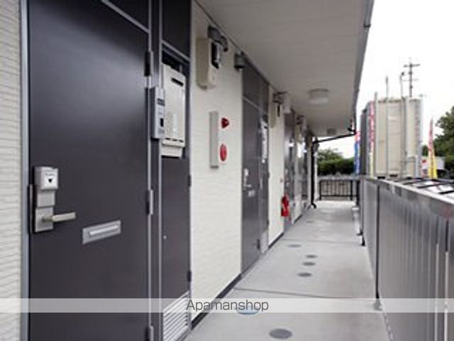 レオパレス和白駅前の玄関写真
