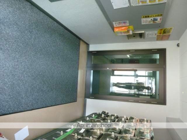 ハートレー7条館の玄関写真
