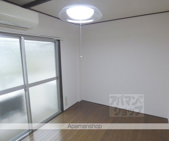 二軒茶屋マンションの内装写真