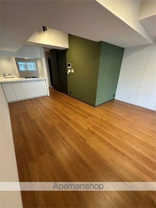 ＺＯＯＭ信濃町[1LDK/41.39m2]のリビング・居間