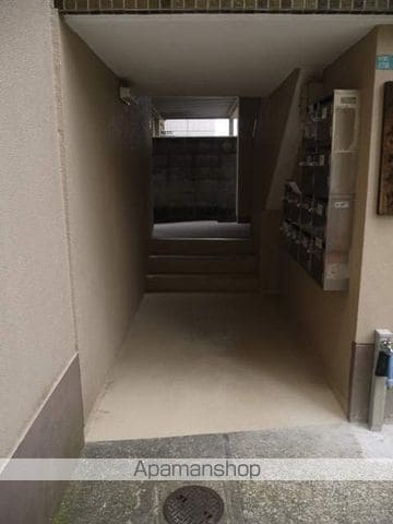 青葉ハイツの玄関写真
