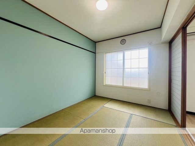 ポチタマたによしの内装写真