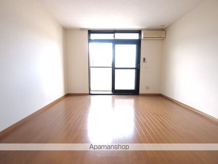 レオパレスウィステリアガーデン[1K/26.49m2]のリビング・居間