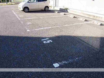 カサ・ミラ[1K/25m2]の駐車場3