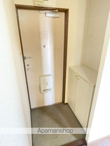 クレイドルの内装写真