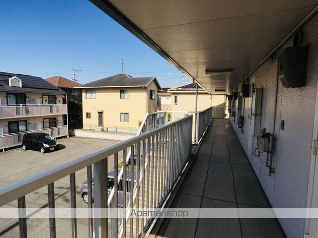 プレジール岡本 B棟の玄関写真