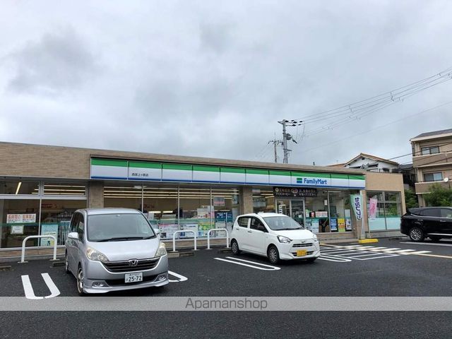 パラッツオニッセイの周辺写真