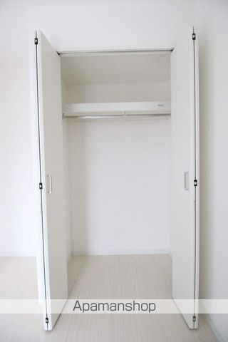 G EASTの内装写真