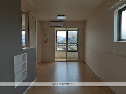 アンドロイ　アンソレイユ　Ｂ[2LDK/62.29m2]の収納