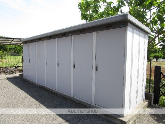 レアールマンションセレッソB棟の外観写真