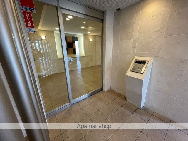 SーFORT西九条の玄関写真