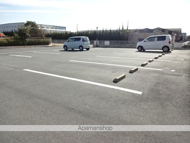 ルピナスの玄関写真