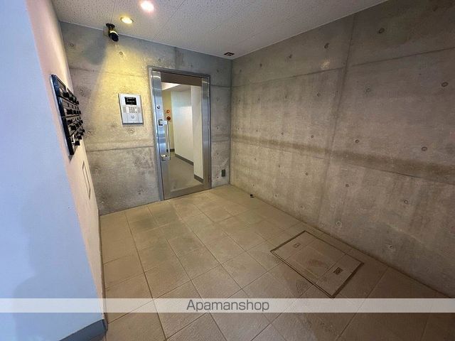 レオネクストmituyoshiの玄関写真