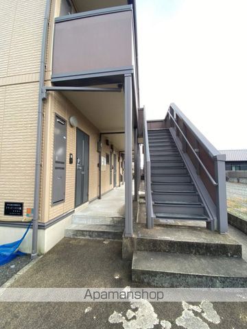 トラッドハウス風の玄関写真