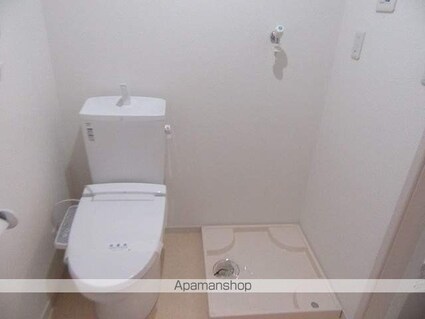 テアトルＣ棟[1R/26.42m2]のトイレ