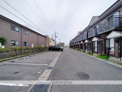 クレストビレッジⅡ[2LDK/59.62m2]のエントランス