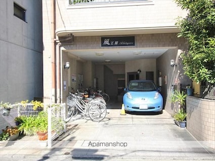風工房Ａｋｕｔａｇａｗａ[1K/20.25m2]の駐車場