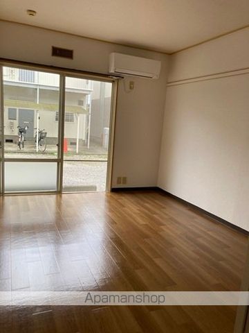 白石ハイツB棟の内装写真