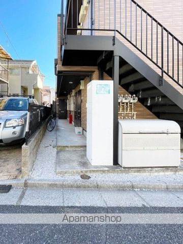 リベロ新江古田の玄関写真