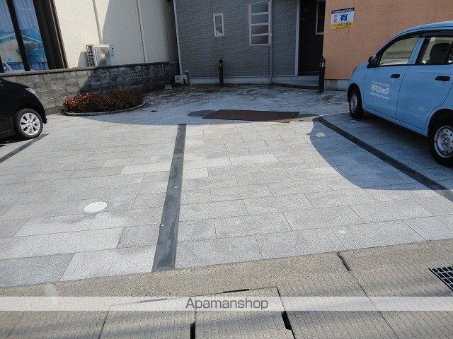 コンチネンタル鵜坂の外観写真