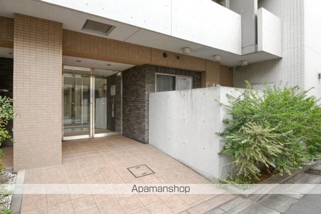 スカイコート押上壱番館の玄関写真