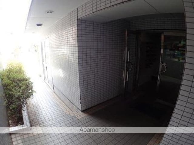 フルーレゾンの玄関写真