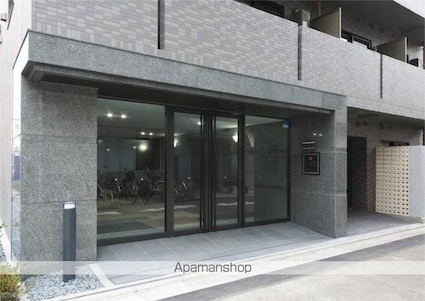 東京都中野区東中野１丁目[1K/25.67m2]のエントランス
