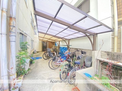 石田ビル[2K/38m2]の共用部2