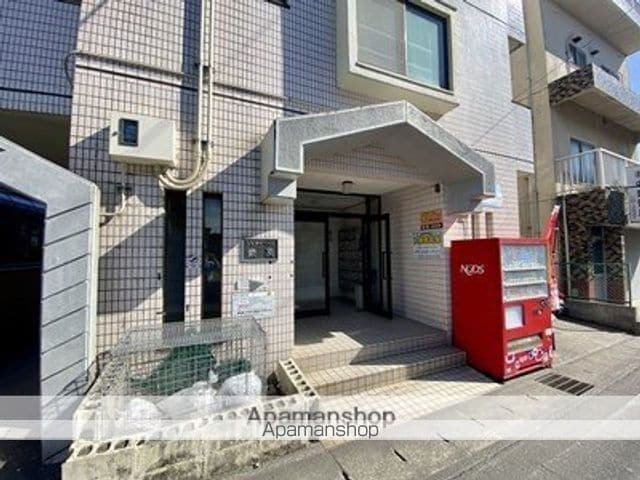ジュライハイツ紫原の玄関写真