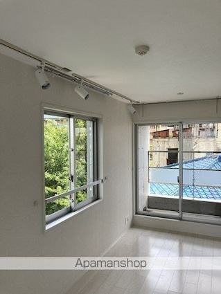 ＰＡＲＫ　ＳＩＤＥ　ＳＰＥＣ　Ｄｅｎーｅｎ　ｃｈｏｆｕ[1DK/39.24m2]のリビング・居間