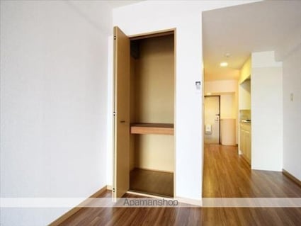グランアルブル勝山[1R/28.5m2]の収納