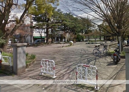 和歌山県和歌山市吹屋町２丁目[1K/21m2]の周辺3