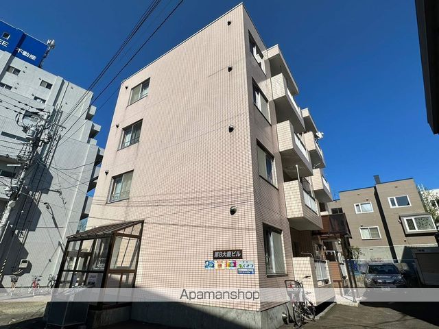 第8大慶ビルの外観写真