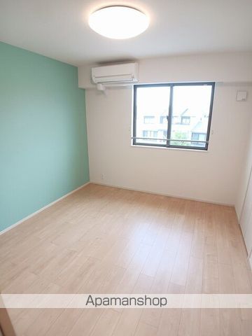 プラシード緑町IIIBの内装写真