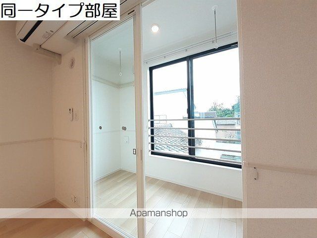 クーロンヌIIの内装写真