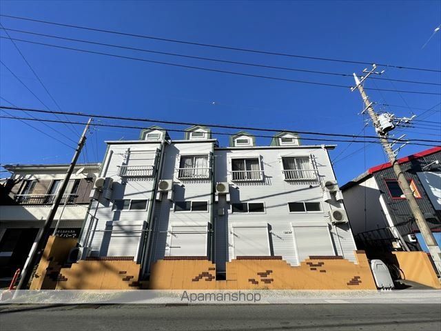 ロッシェル若松3号棟の外観写真