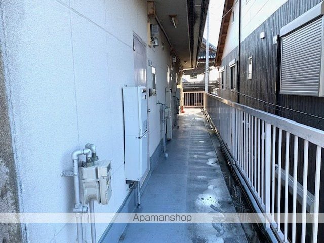 ロータス本町の玄関写真