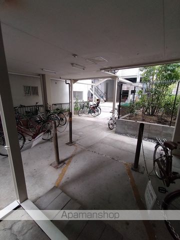 COSMOMATENODAの内装写真