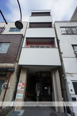 百小屋ビルの外観写真