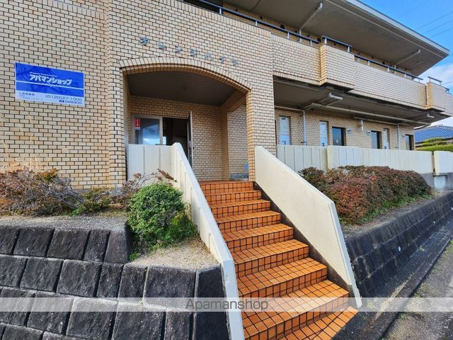 オレンジハイツの玄関写真