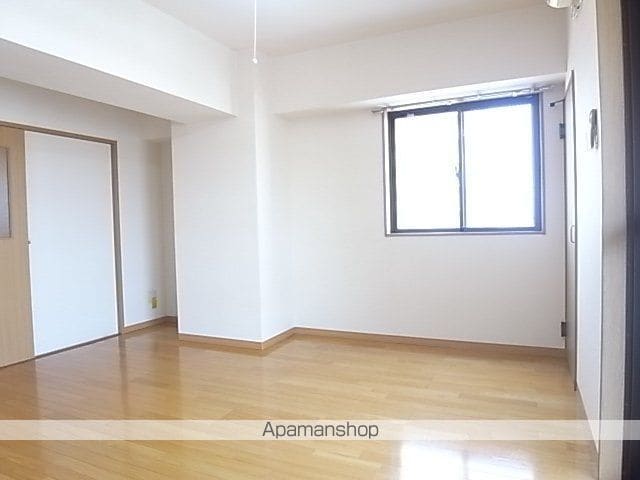 アベニュー山下の内装写真