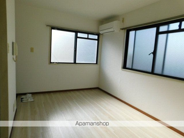 ベルトピア伊丹IIIの内装写真