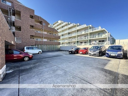 ＫＴＤ・昭島[2LDK/60.64m2]の駐車場