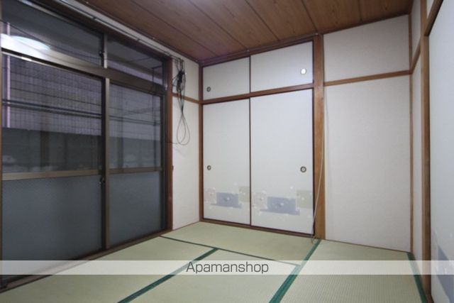 第二柳原マンションの内装写真