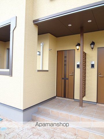 カンパーニュメゾン風雅 Bの玄関写真