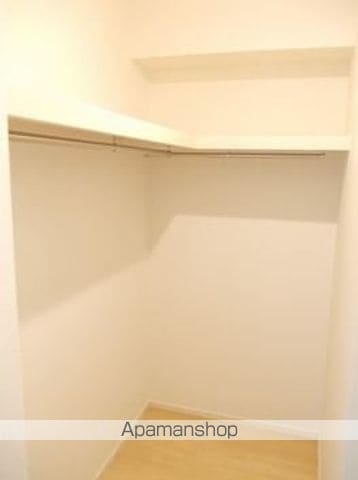 リアルエステート IXの内装写真