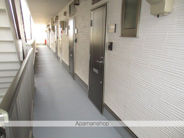 MAISON OIZの玄関写真